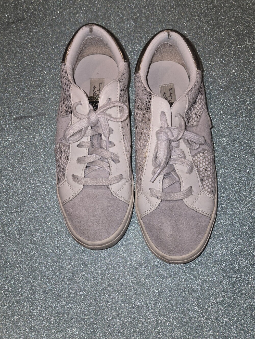 Womens Sliver/Gray Vintage Havana Sneakers Size-8.5